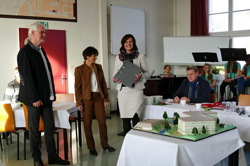 F&ouml;rderbescheid in den H&auml;nden