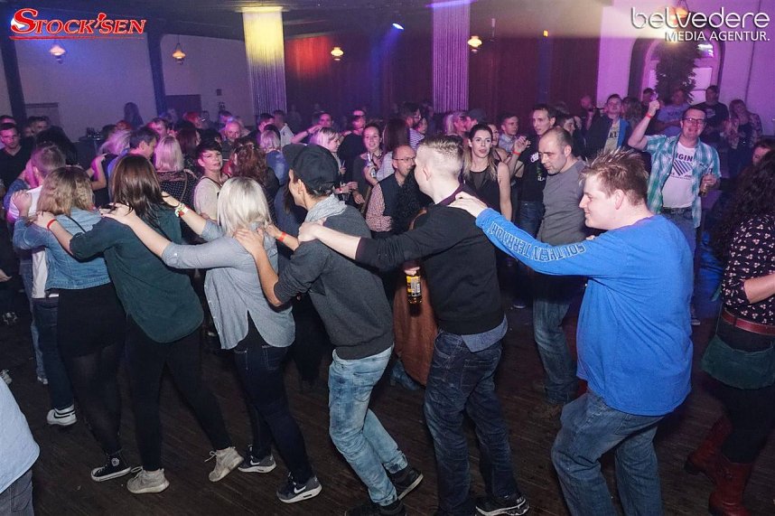 Partymarathon im Klubhaus Stock�sen