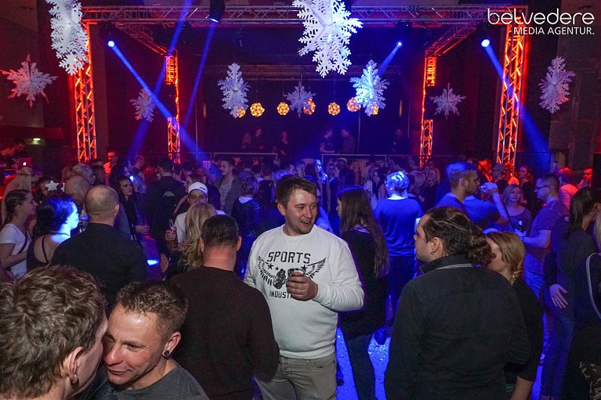 Party im Jugendclubhaus in Nordhausen - der Samstag