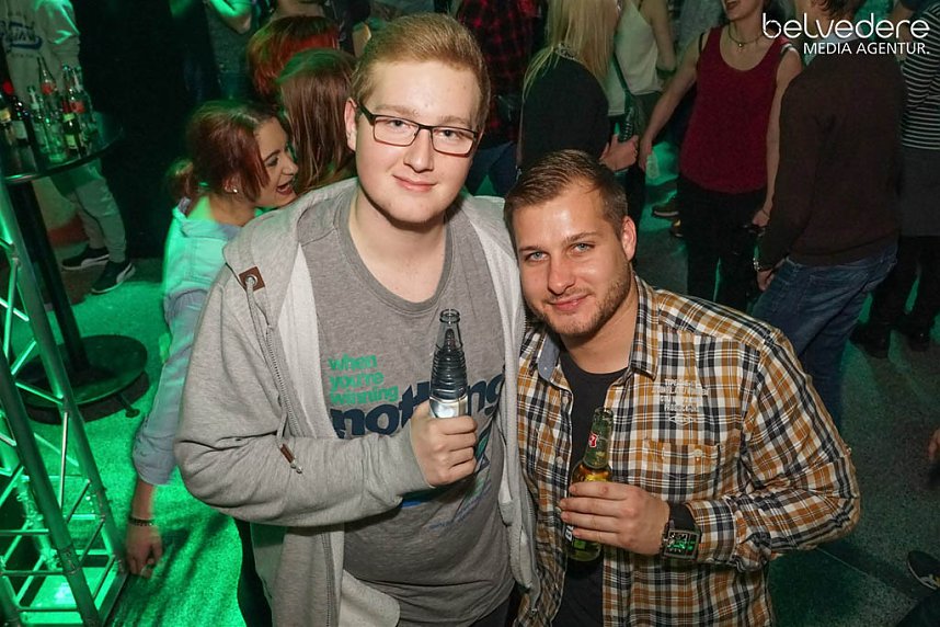 Party im Jugendclubhaus in Nordhausen - der Samstag