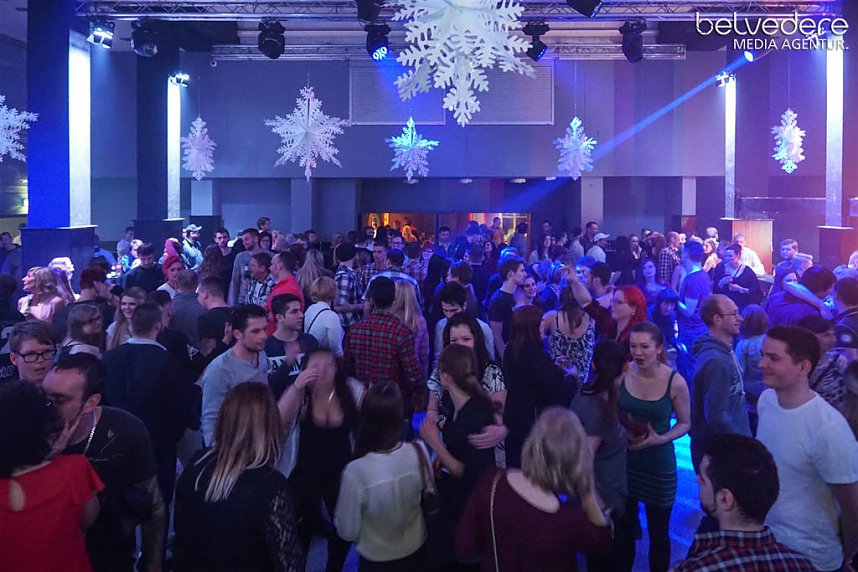 Party im Jugendclubhaus in Nordhausen - der Samstag