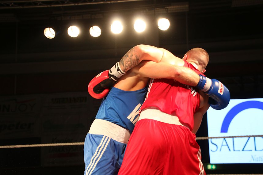 Grandiose Boxnacht in Nordhausen