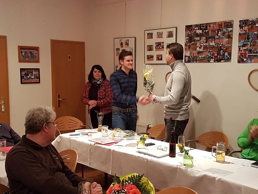 Vorstand verj&uuml;ngt sich