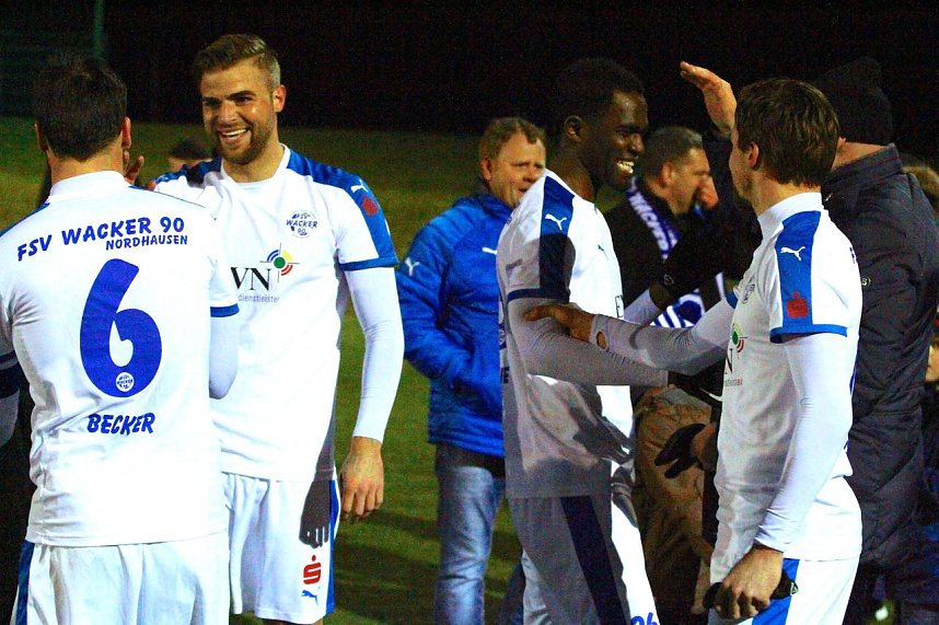 Wacker gewinnt gegen Sch&ouml;nberg