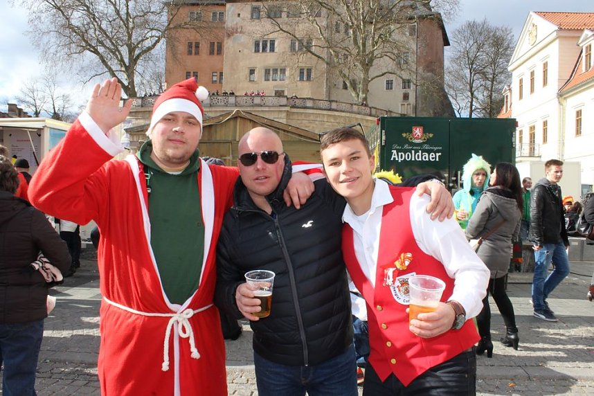 N&auml;rrinnen, Narren und schr&auml;ge Typen