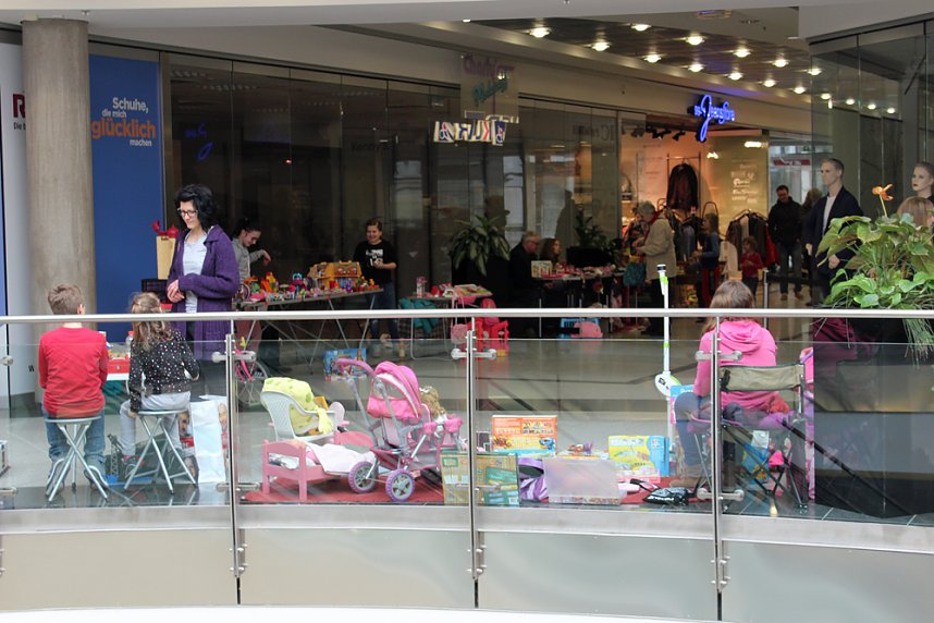 Zufrieden mit neuem Tr&ouml;delmarkttermin