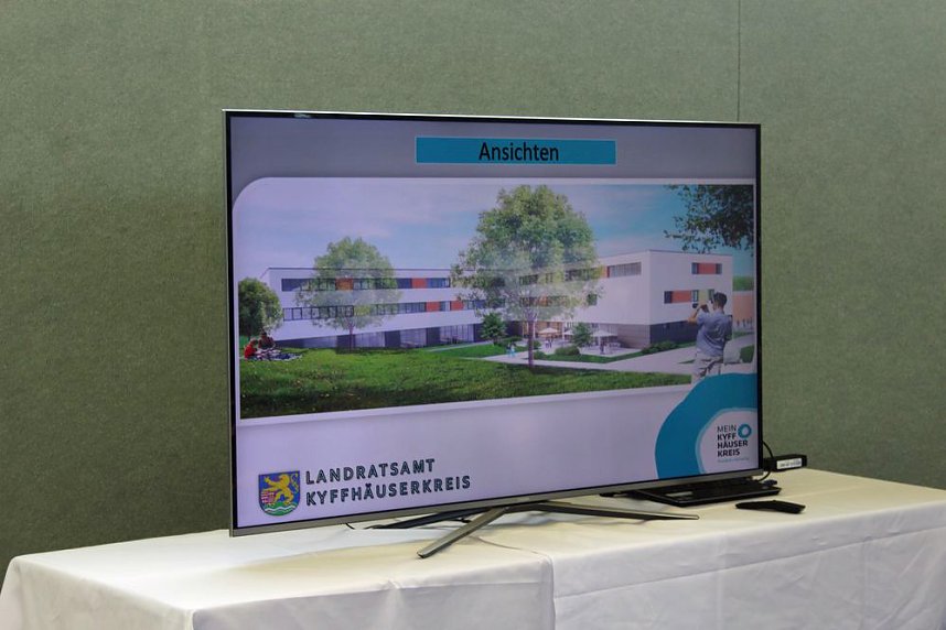 Gr&ouml;&szlig;ter Spatenstich f&uuml;r gr&ouml;&szlig;ten Eigenbau des Kyffh&auml;userkreises