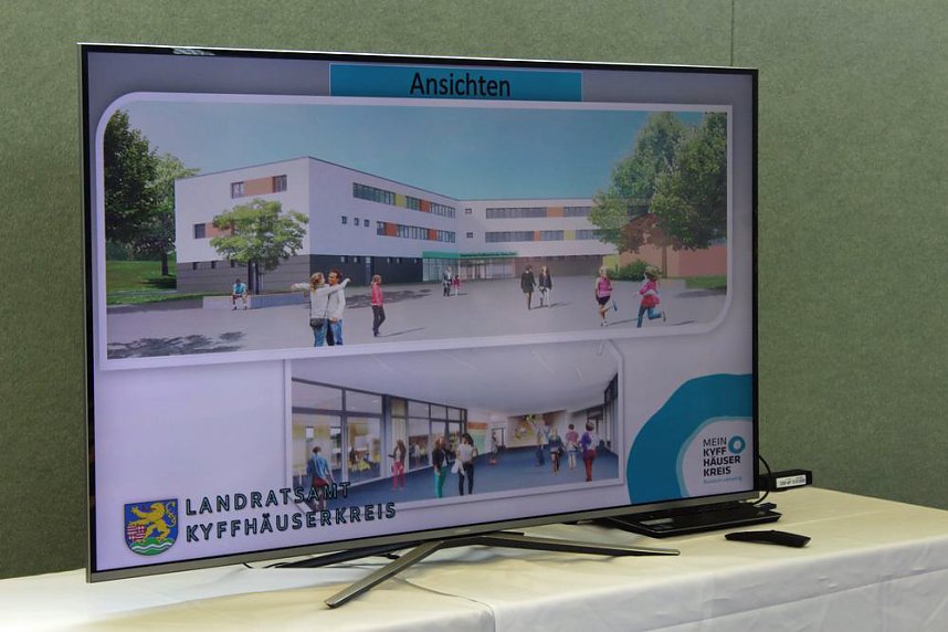 Gr&ouml;&szlig;ter Spatenstich f&uuml;r gr&ouml;&szlig;ten Eigenbau des Kyffh&auml;userkreises