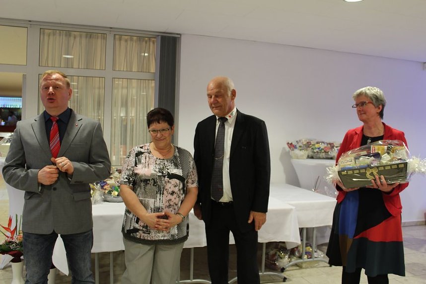 DRK ehrt Blutspender