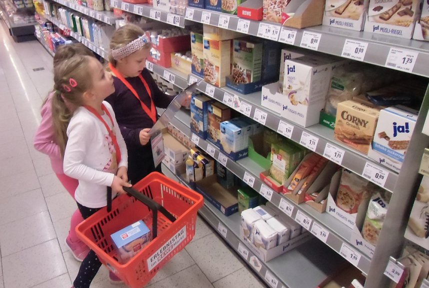 Gesund fr&uuml;hst&uuml;cken mit Klara Karotta und ihren Freunden