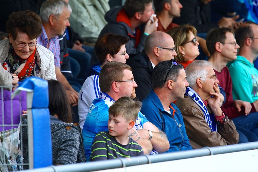 Wacker verliert gegen Auerbach im heimischen AKS