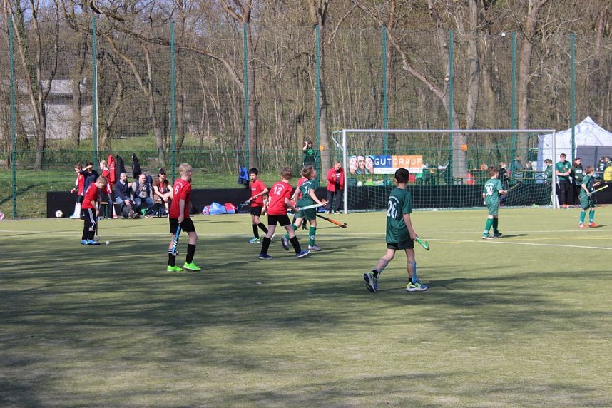 5. Strau&szlig;berger Hockey-Cup l&auml;uft