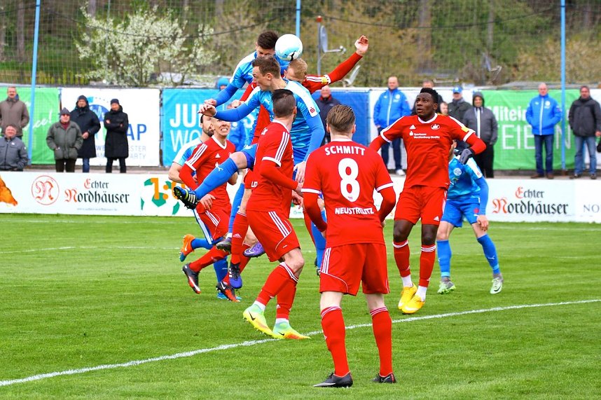 2:1-Sieg gegen Neustrelitz