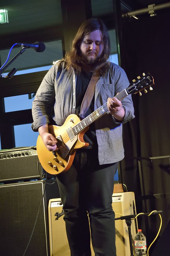 Laut, rau und geradeaus�