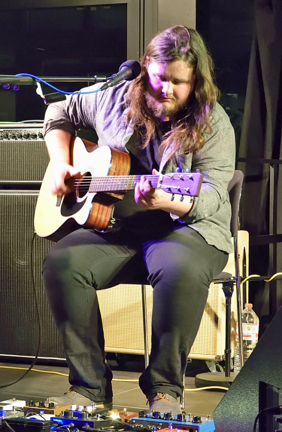 Laut, rau und geradeaus�