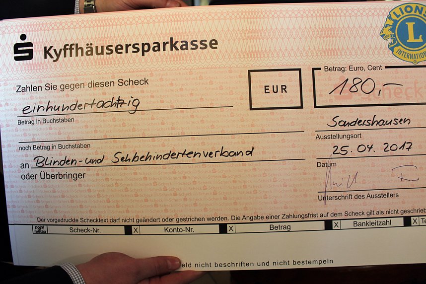 Lions spendeten an Vereine