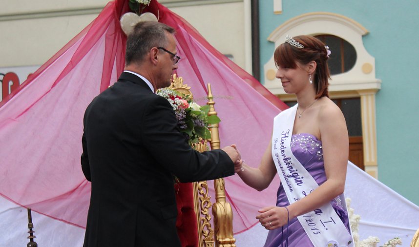 Willkommen zum 25. Fliederfest