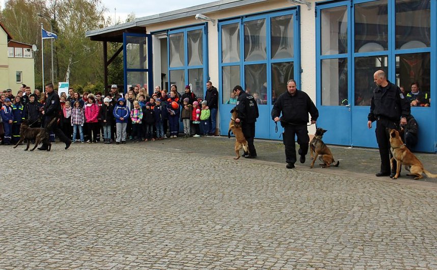  Gro&szlig;er Ausbildungstag der Hilfsorganisationen