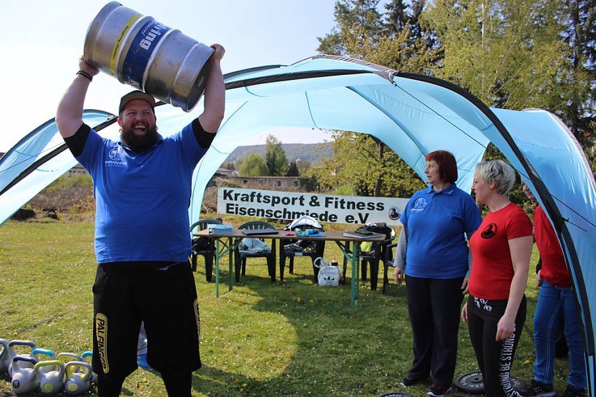 Ganzes Flugzeug dabei