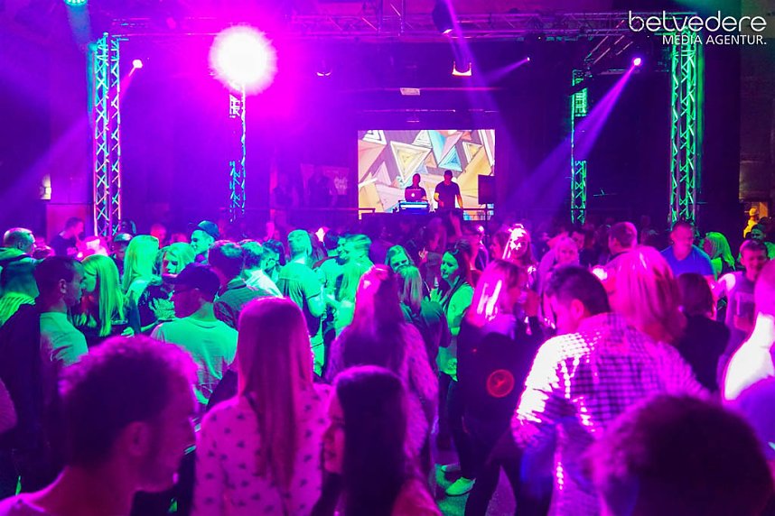 Party im Jugendclubhaus in Nordhausen - der Samstag