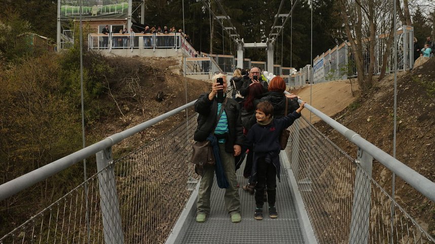 Titan RT - die l&auml;ngste Fu&szlig;g&auml;ngerh&auml;ngebr&uuml;cke der Welt wurde heute im Harz er&ouml;ffnet