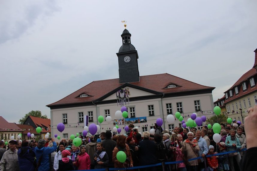 25. Fliederfester&ouml;ffnung und Verabschiedung Fliederk&ouml;nigin