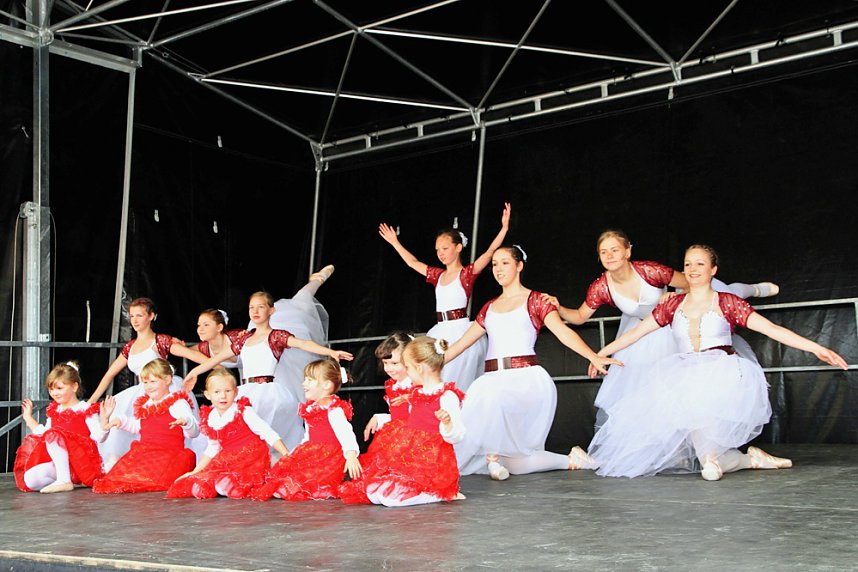 T&auml;nzerinnen wieder dabei