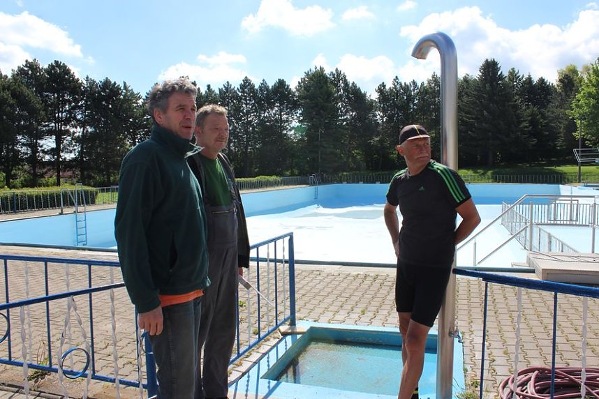 Neue Badesaison wird vorbereitet