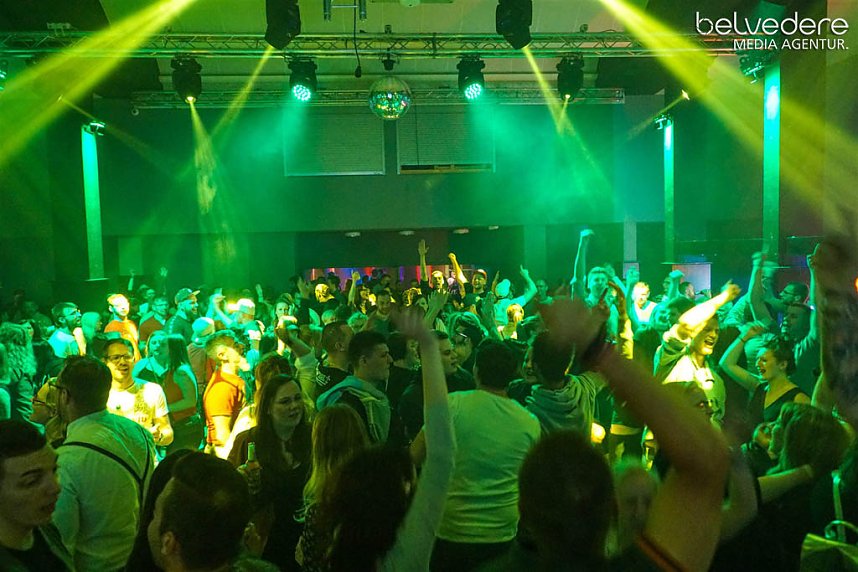 Party im Jugendclubhaus in Nordhausen - der Samstag