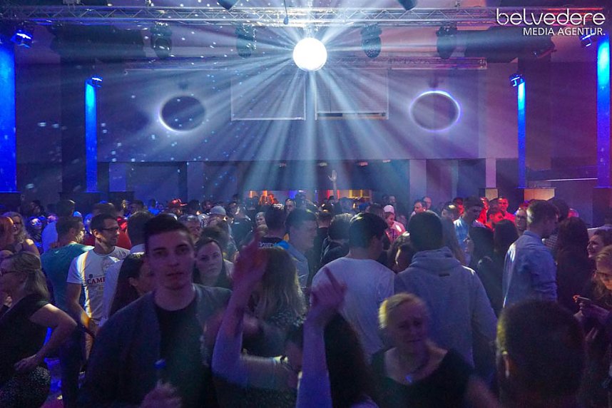 Party im Jugendclubhaus in Nordhausen - der Samstag