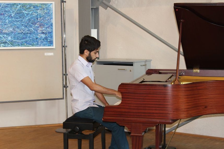 Ausstellung in Cruciskirche er&ouml;ffnet