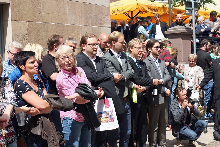 Ehrentafel f&uuml;r Bernhard Wagner enth&uuml;llt