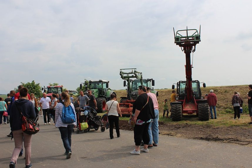  Ansturm auf das Hoffest