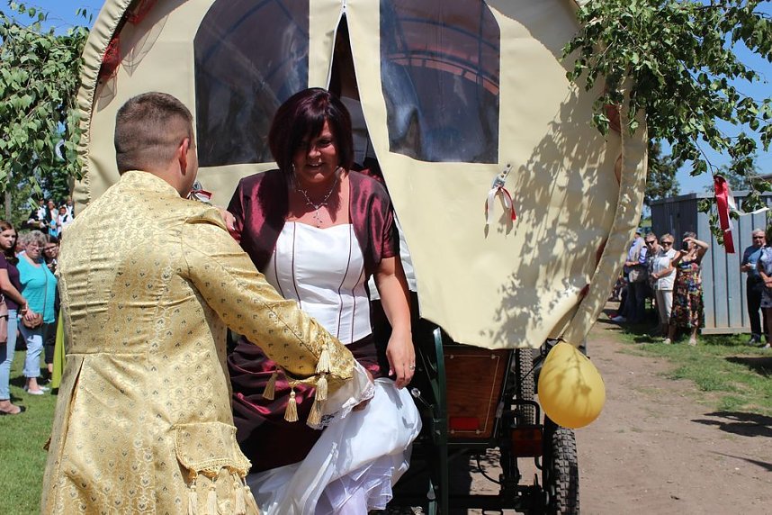 Geheimnis der Hofdamen gel&uuml;ftet