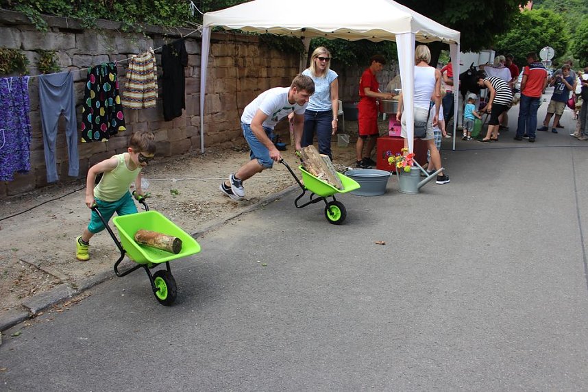 "Gro&szlig;e Schweinerei" vor der Kindervilla