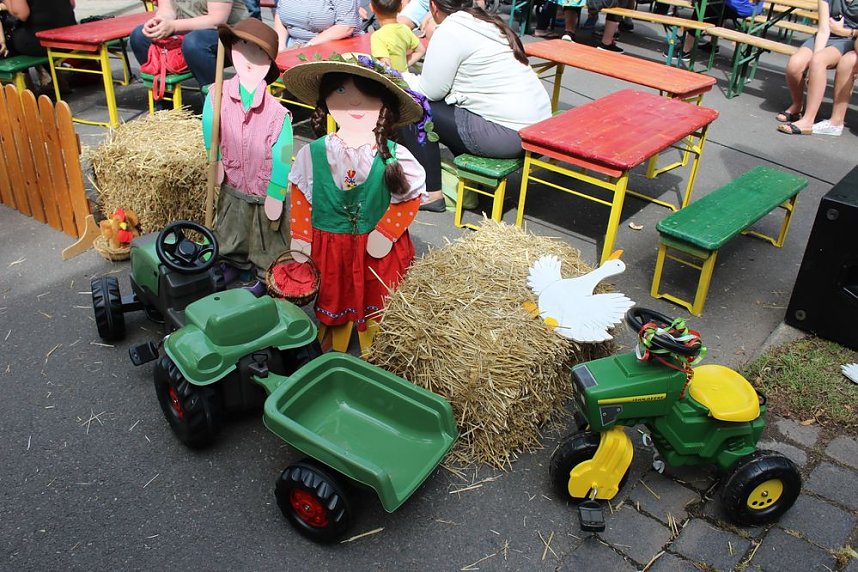 "Gro&szlig;e Schweinerei" vor der Kindervilla
