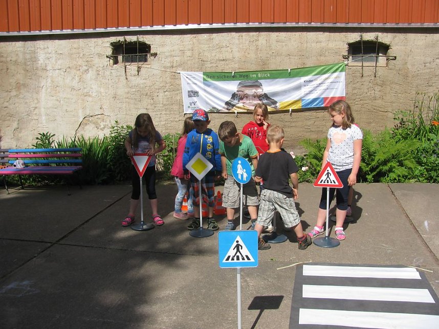 Verkehrssicherheitstag in der Kindertageseinrichtung Riethspatzen Heygendorf