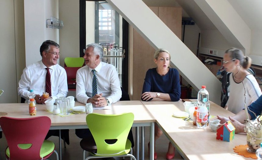 Zum Thema Stadtentwicklung informiert