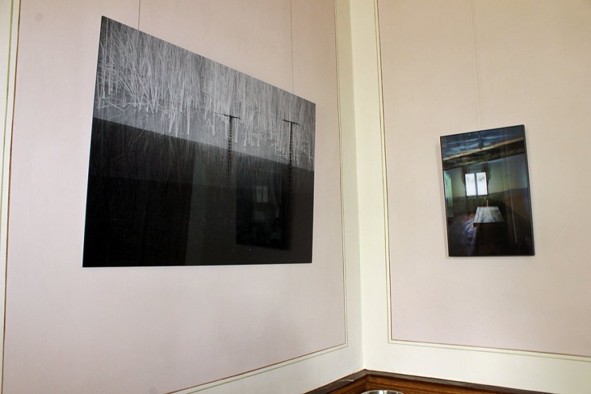 Sebastian Weise in einer Ausstellung