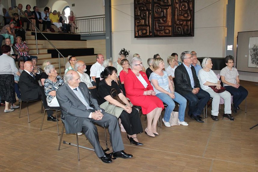 Bau B&uuml;rgerzentrum Cruciskirche abgeschlossen