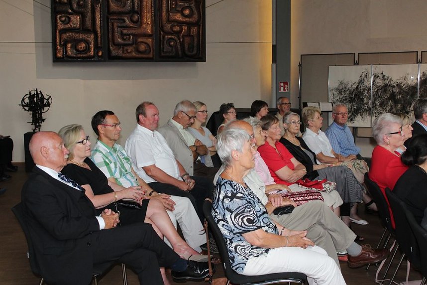 Bau B&uuml;rgerzentrum Cruciskirche abgeschlossen