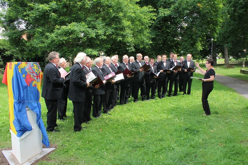 Gedenkstein in Sondershausen enth&uuml;llt