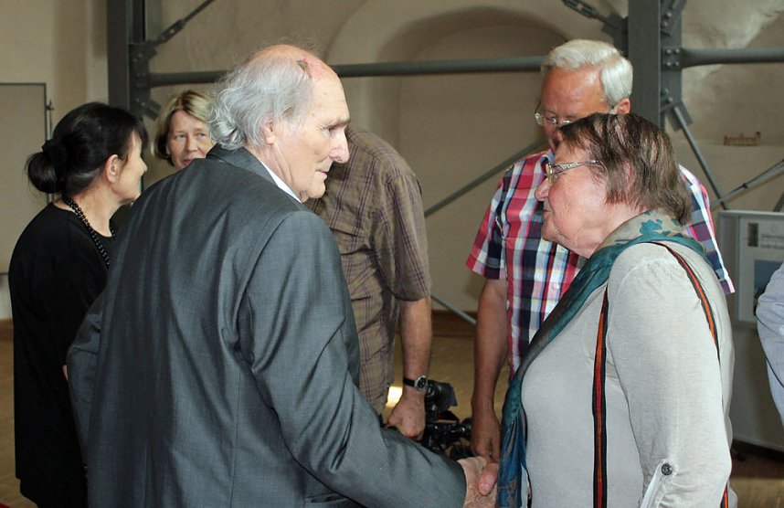 Ausstellung von Heinz Scharr er&ouml;ffnet