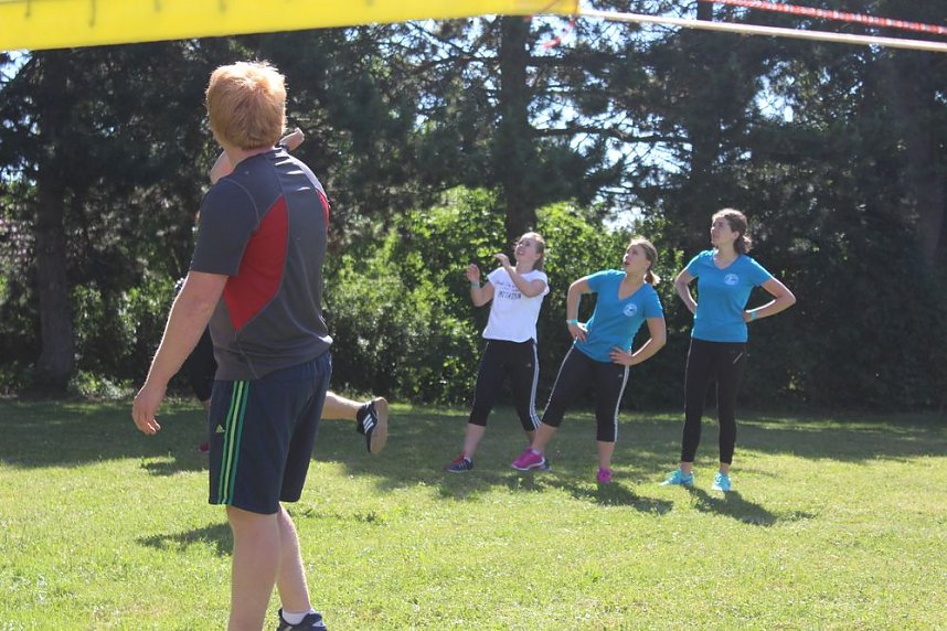 24-h-Schwimmen gestartet