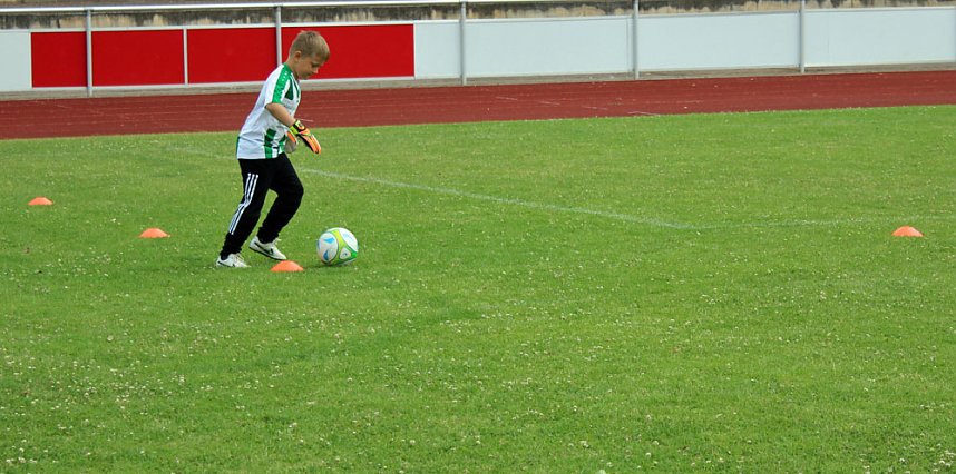 Fu&szlig;ballferienschule immer attraktiver