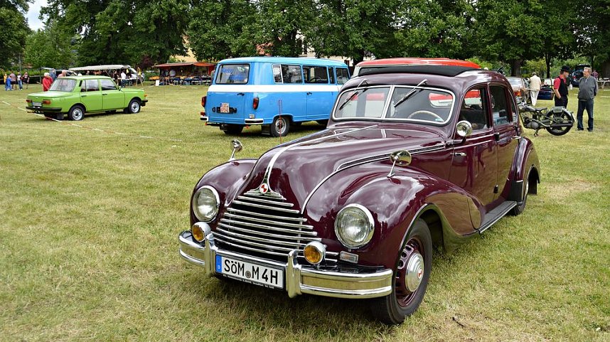 Tolle Oldtimerparade