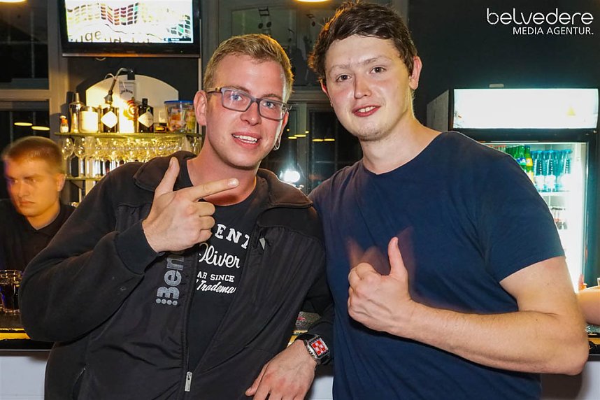 Party im Jugendclubhaus in Nordhausen - der Samstag