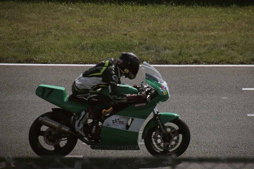 An der Piste und in der Stadt