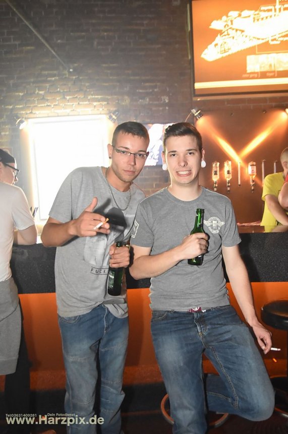 It&acute;s Summer Bitch in der Webe