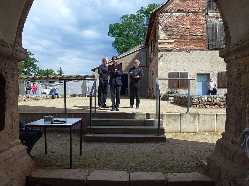 Kr&auml;uterf&uuml;hrung und Konzert